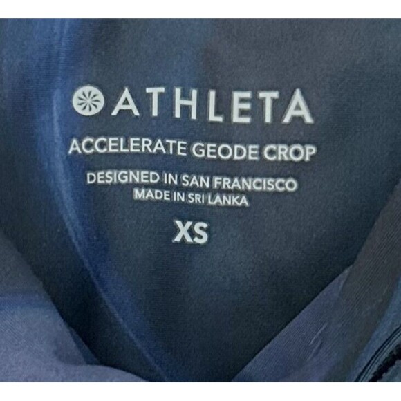 Athleta Crop Leggings XS Accelerate Geode Blue Black Purple Marble Stretch 15" - Picture 4 of 10
